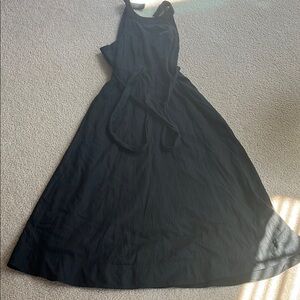 Elegant Black Sleeveless Dress